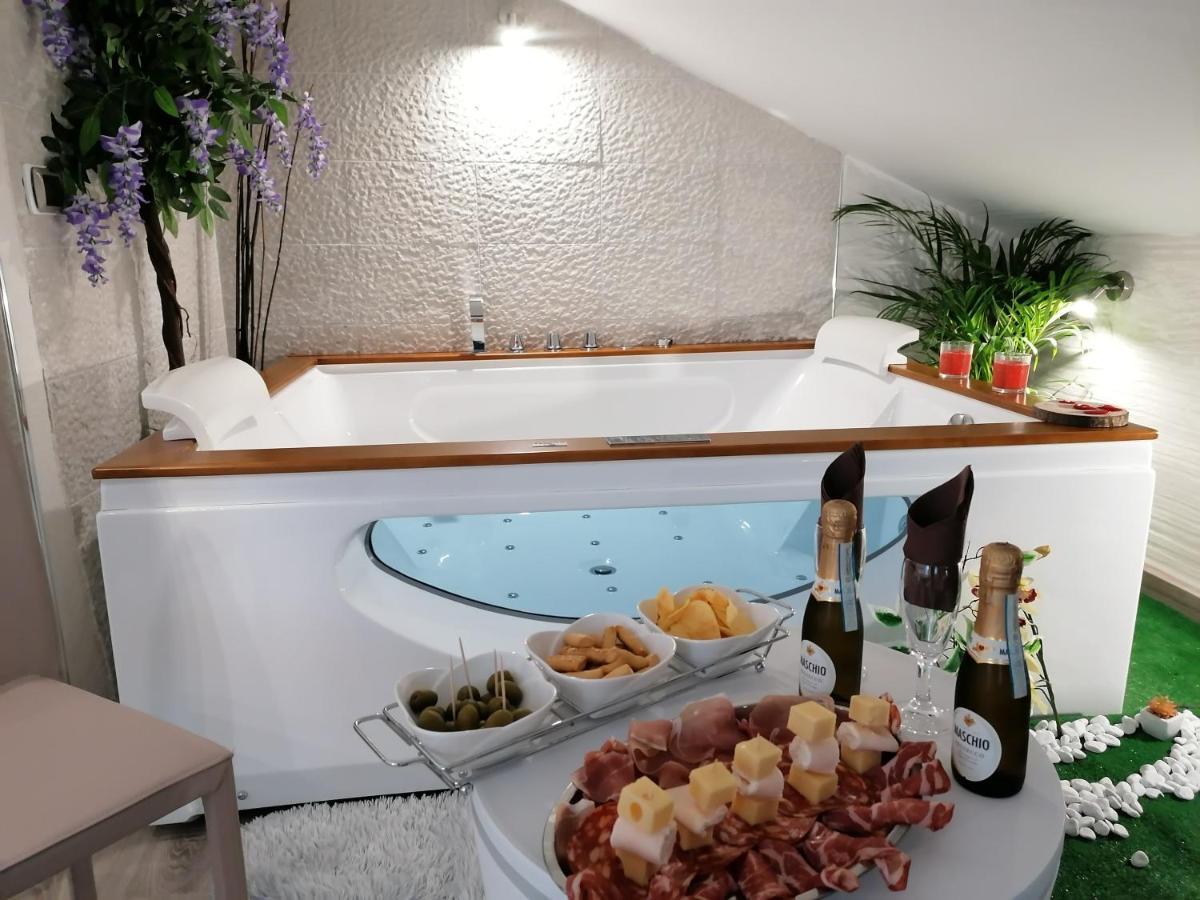 Alby Suite Термоли Екстериор снимка