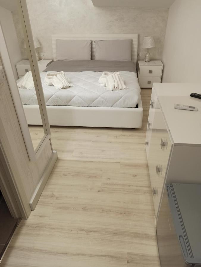 Alby Suite Термоли Екстериор снимка